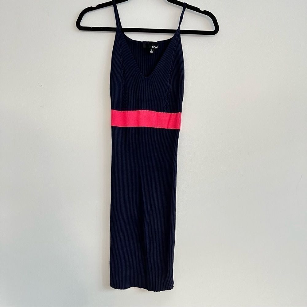 Codigo Navy and Pink Stripe Ribbed Knit V-neck Bodycon Midi Dress Size Small